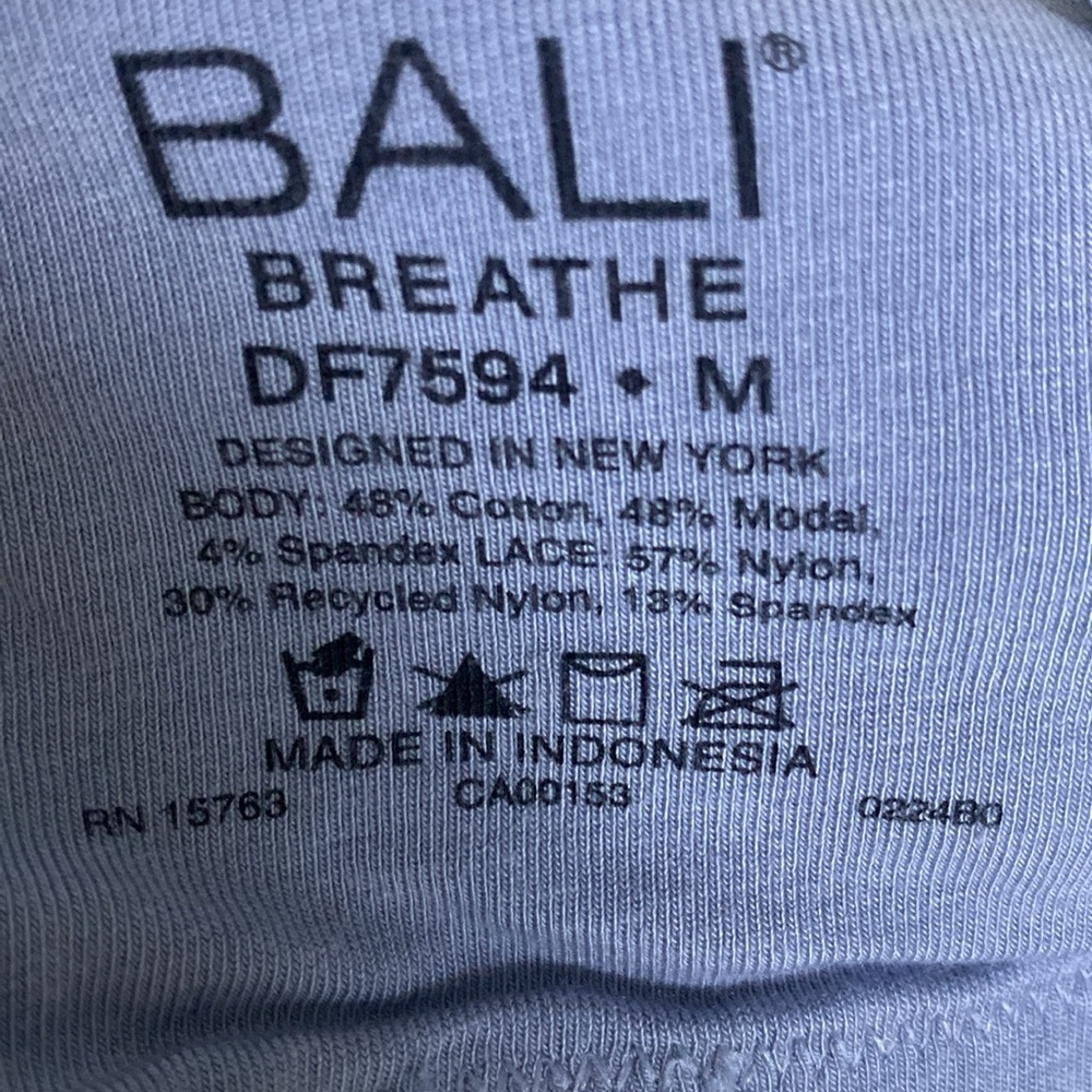 BALI Breathe Light Blue Convertible Racerback Bra Sz M NWOT - Picture 6 of 7